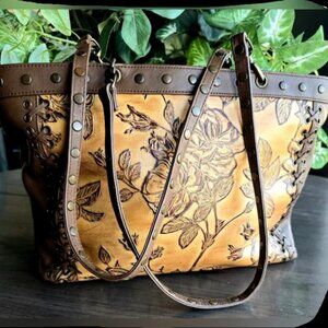 Isabella Fiore Rare Limited Edition 3D Rose Tooled Leather Bag